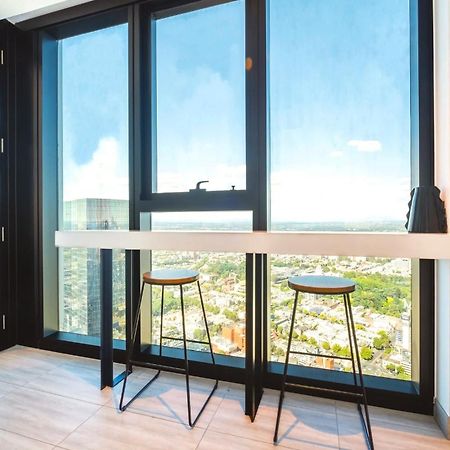 Mega Style Apartments Victoria One Melbourne City Exterior foto