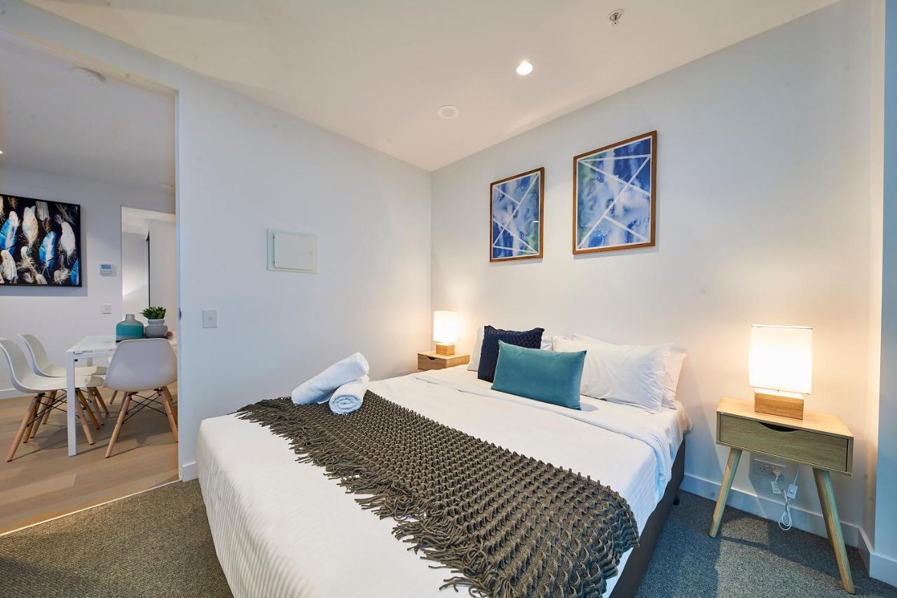 Mega Style Apartments Victoria One Melbourne City Exterior foto