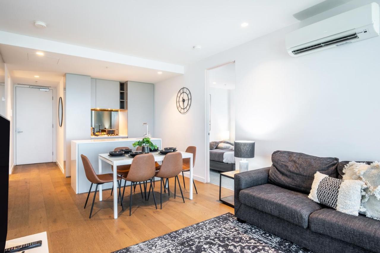 Mega Style Apartments Victoria One Melbourne City Exterior foto