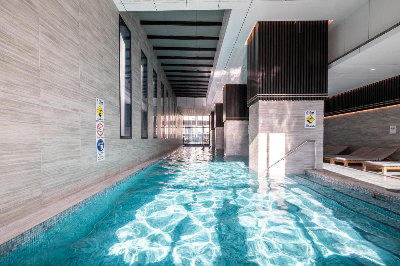 Mega Style Apartments Victoria One Melbourne City Exterior foto