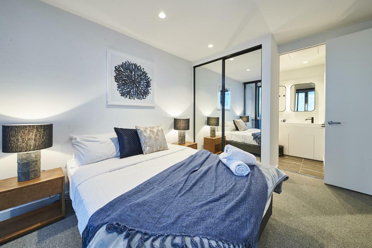 Mega Style Apartments Victoria One Melbourne City Exterior foto